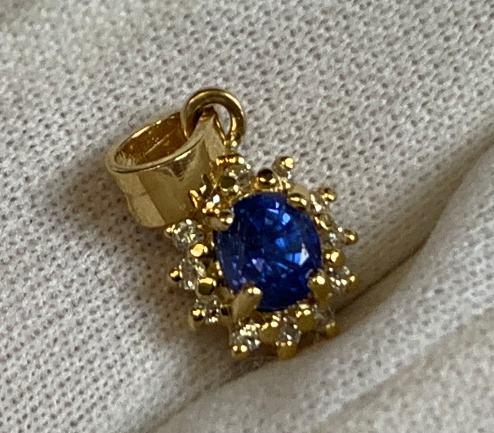14K Yellow Gold Charm .91g Fine Jewelry Sapphire Color Stone Charm *READ*