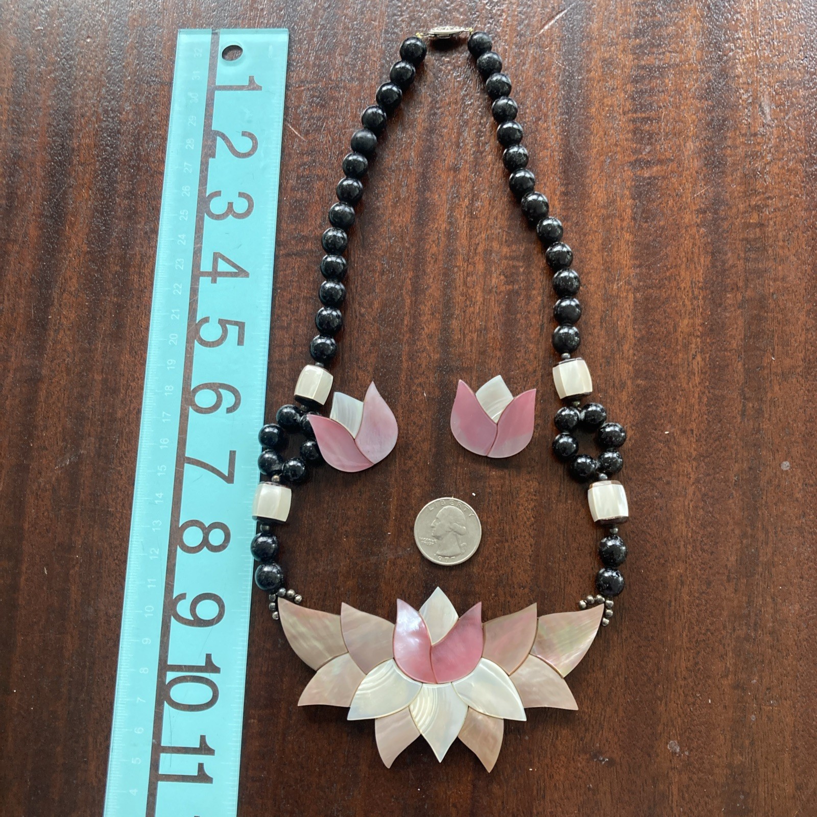 Vintage Carved Mother of Pearl Lotus Flower Shell Pendant with pierced earrings