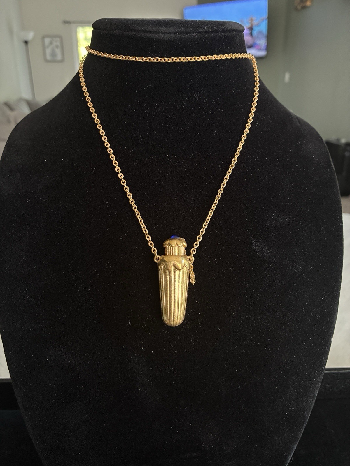 Avon 1990 Flacon Everafter Perfume Bottle Pendant And Blue Stone 30” Chain