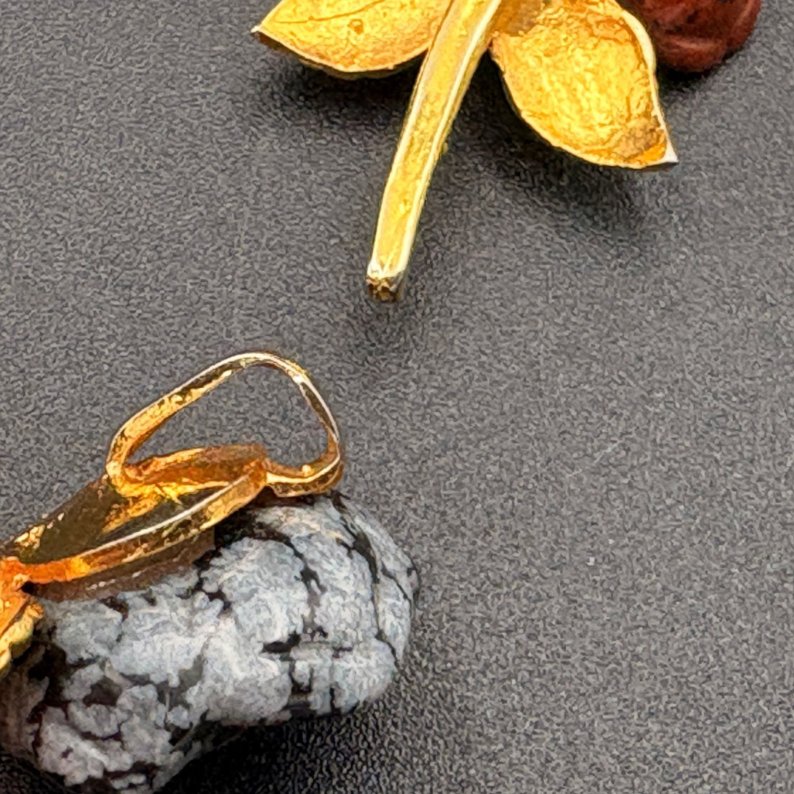Handcrafted Stone Rose Pendants With Golden Tone Stem & Leaf Design Lot of 4