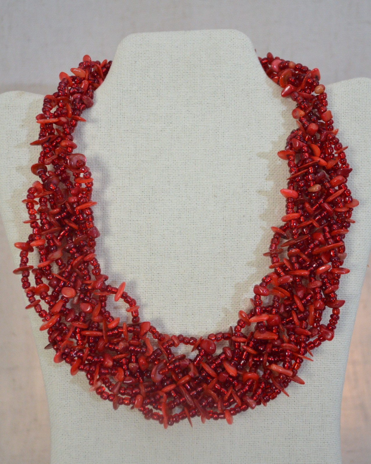 CJ Red Glass Bead & Shell Statement Bib Necklace 20″ + 3″ Extender Excellent