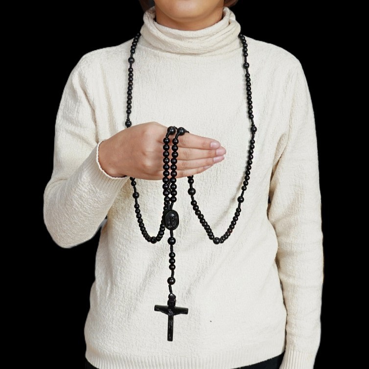 Ebony Black Wood Bead Fifteen 15 Decade Rosary Crucifix Madonna and Child Gift