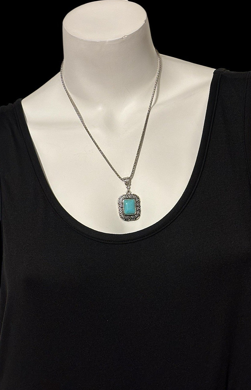 NEW WOMEN’S TIBETAN SILVER-TONE TURQUOISE AZTEC FRAMED PENDANT NECKLACE