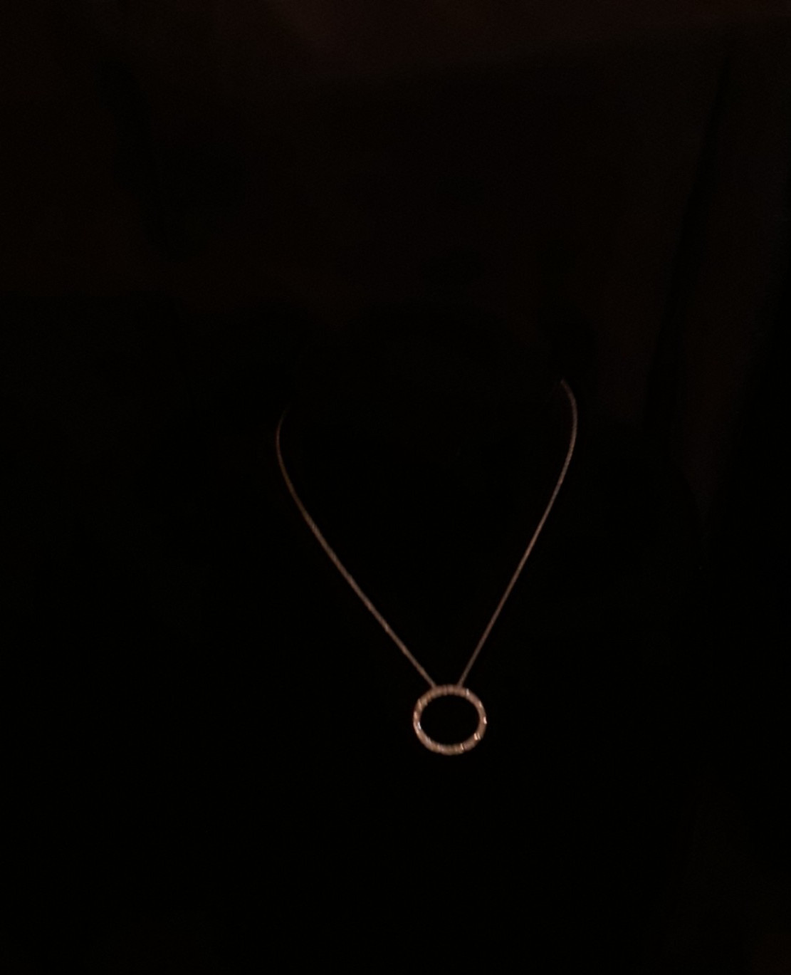 Gold tone CIRCLE OF LIFE Pendant Necklace 24 Stone Fine Chain 7.5 in. Statement