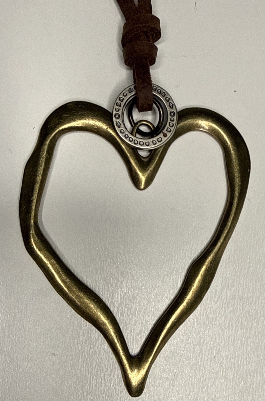 Fabu Jewelry Heart Necklace Mixed Metal Leather Cord NWOT￼