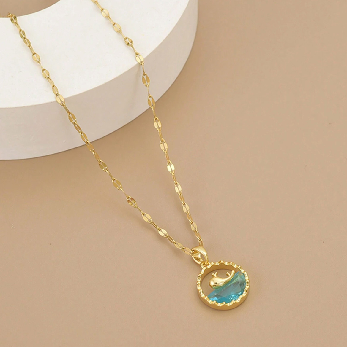 Women’s Necklace Sea Whale Pendant 18K Gold Plated Stainless Steel Chain Jewelry