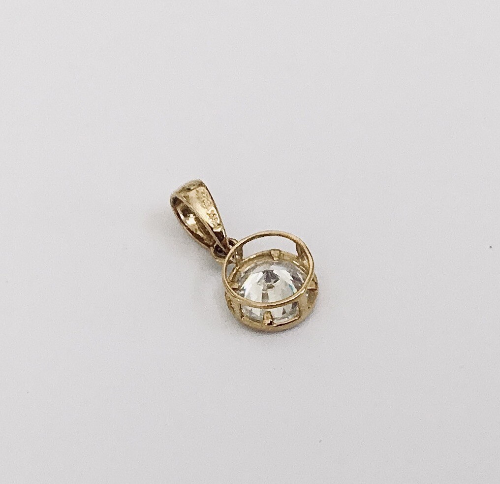 Elegant Solid 14K Yellow / White Gold Cubic Zirconia Bezel Set Pendants NEW