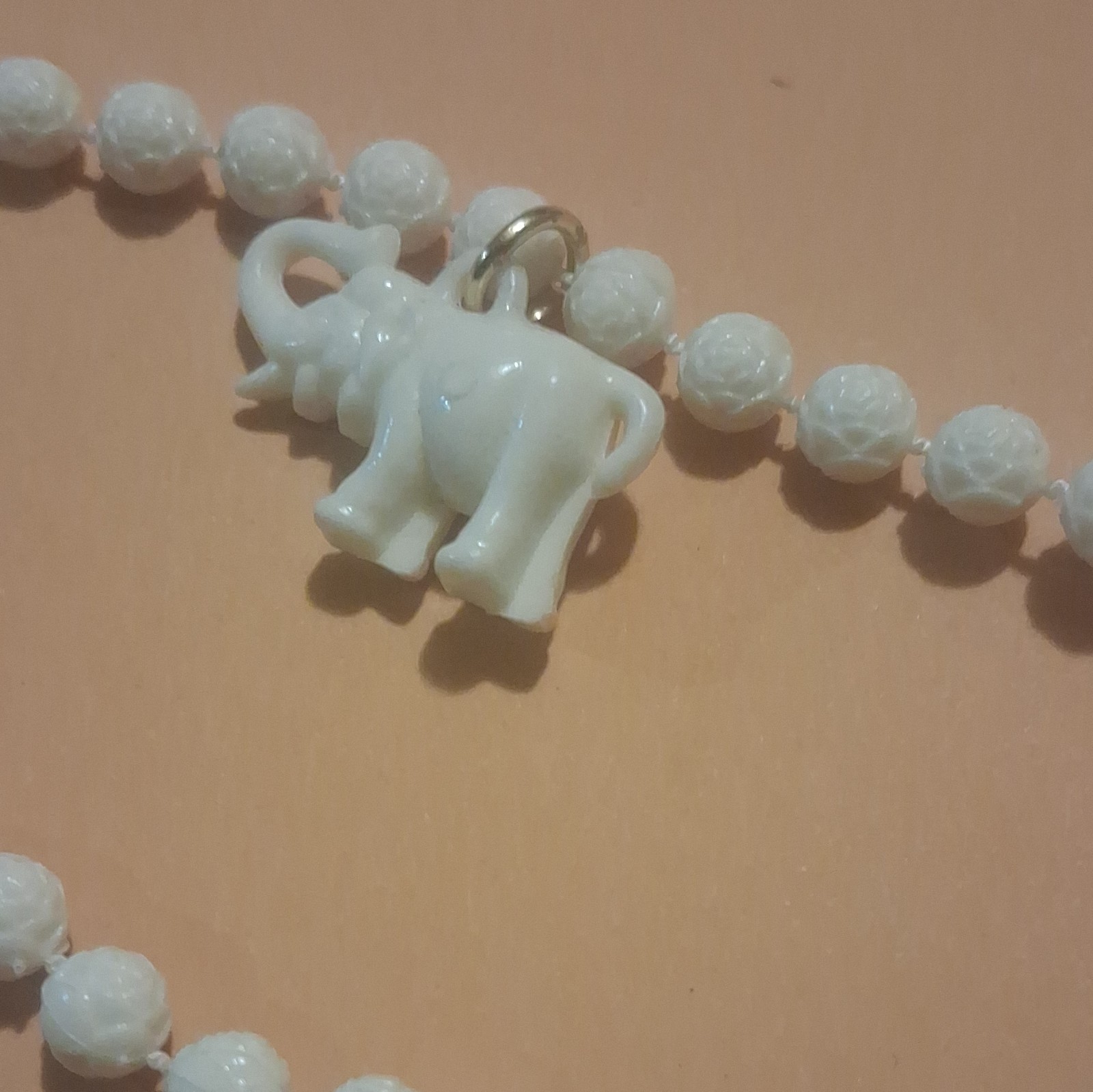 White Plastic Beaded Necklace, Elephant Charm Links, Spring Ring Closure
