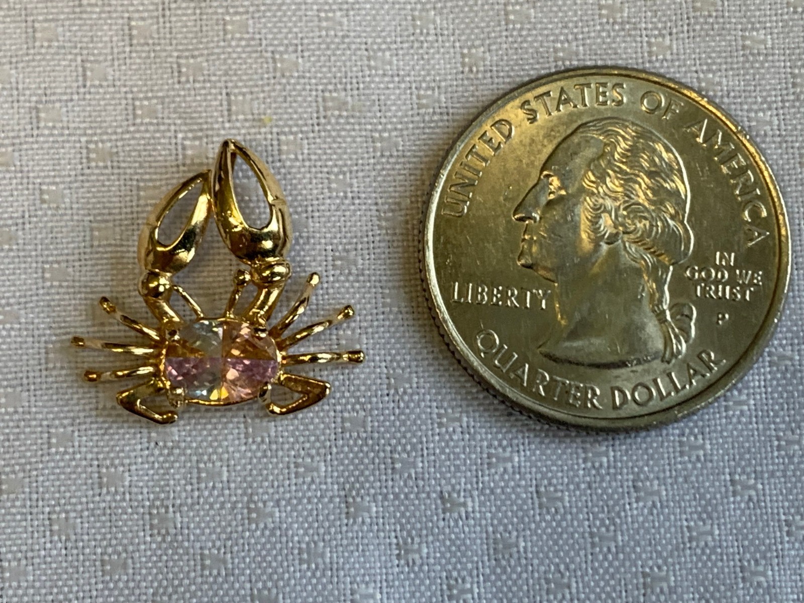 14K Yellow Gold Crab Pendant 1.47g Fine Jewelry Multicolor Stone Charm *READ*