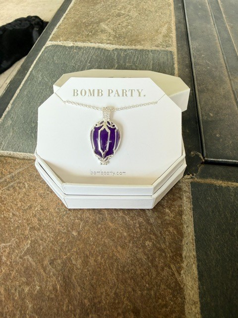 Bomb Party RBP2759 Peaceful Harmony Amethyst Quartz Silver Plating Necklace
