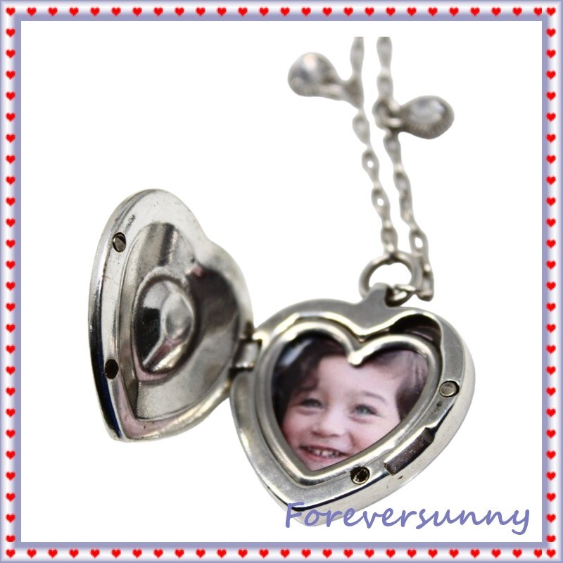 Brighton Shakespeare Crystal Pendant Locket Photo Opens Pendant Necklace