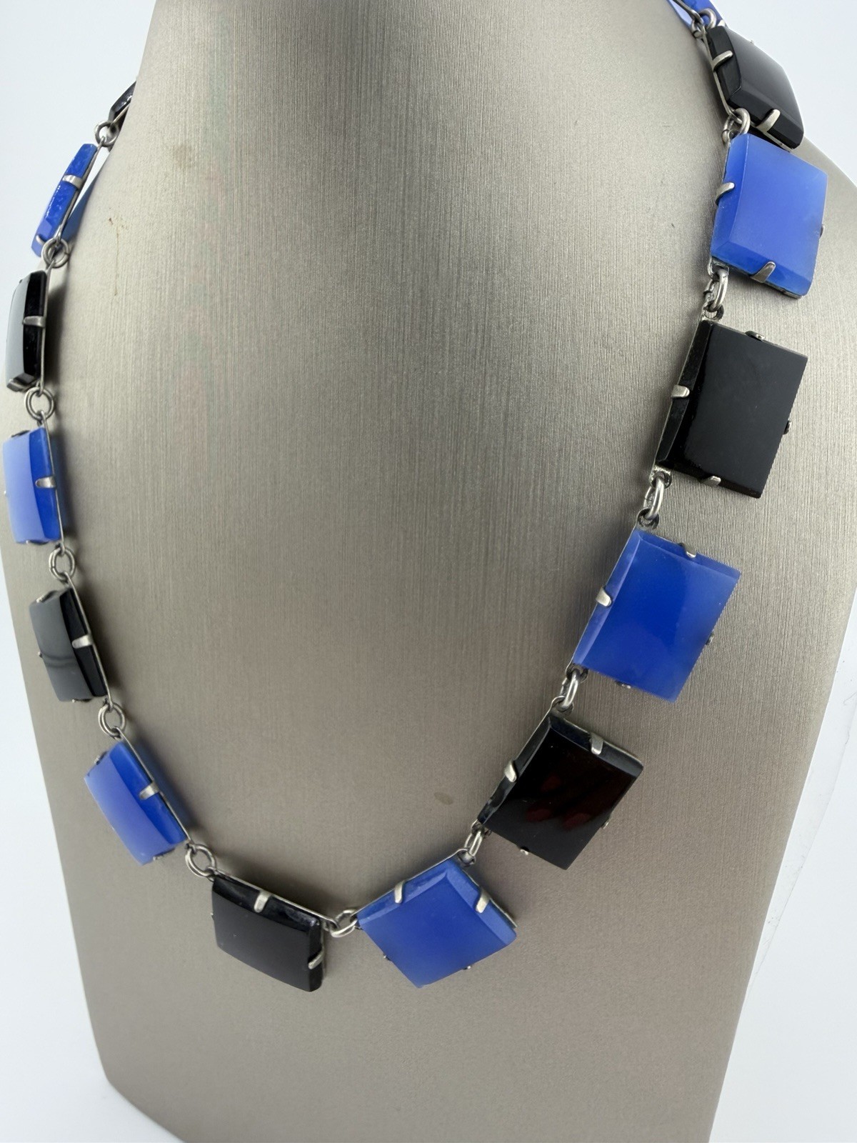 Vintage Art Deco Silver Necklace with Black and Blue Onyx