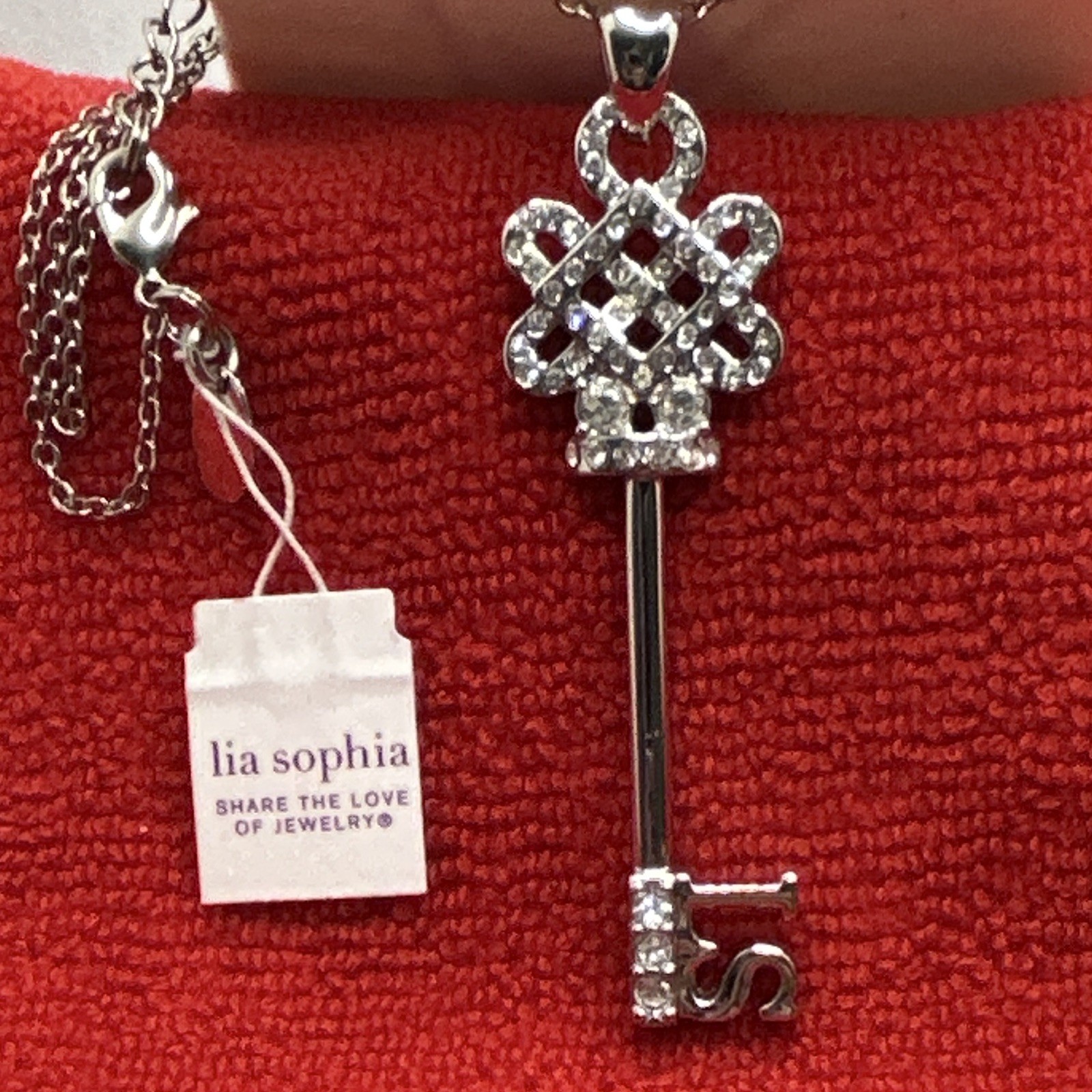 Lia Sophia Silver Tone Key Charm Pendant White Crystal Pavé Oval Link Necklace