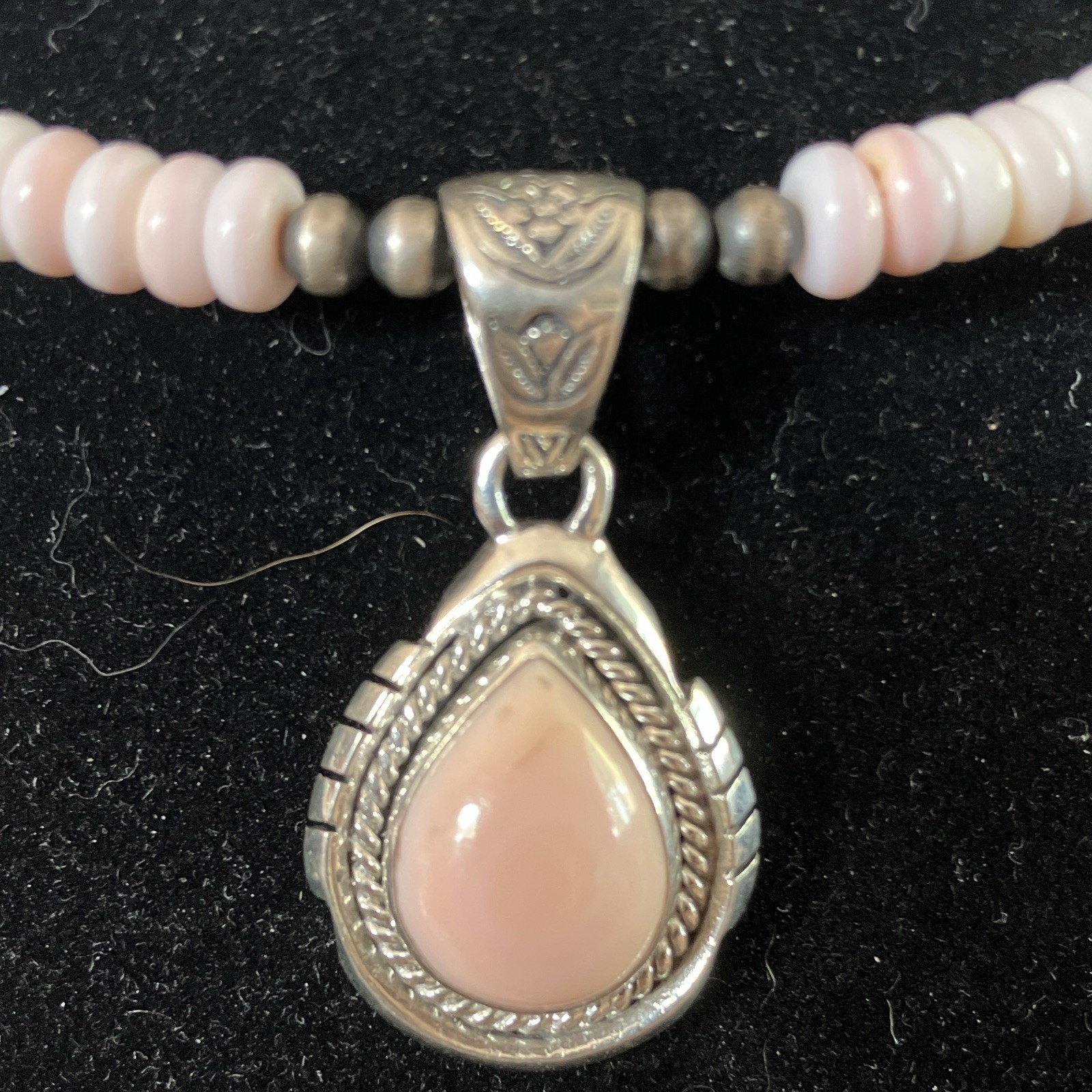 Pink Conch & Sterling Bead Stretch Choker Necklace & Teardrop Pink Conch Pndnt