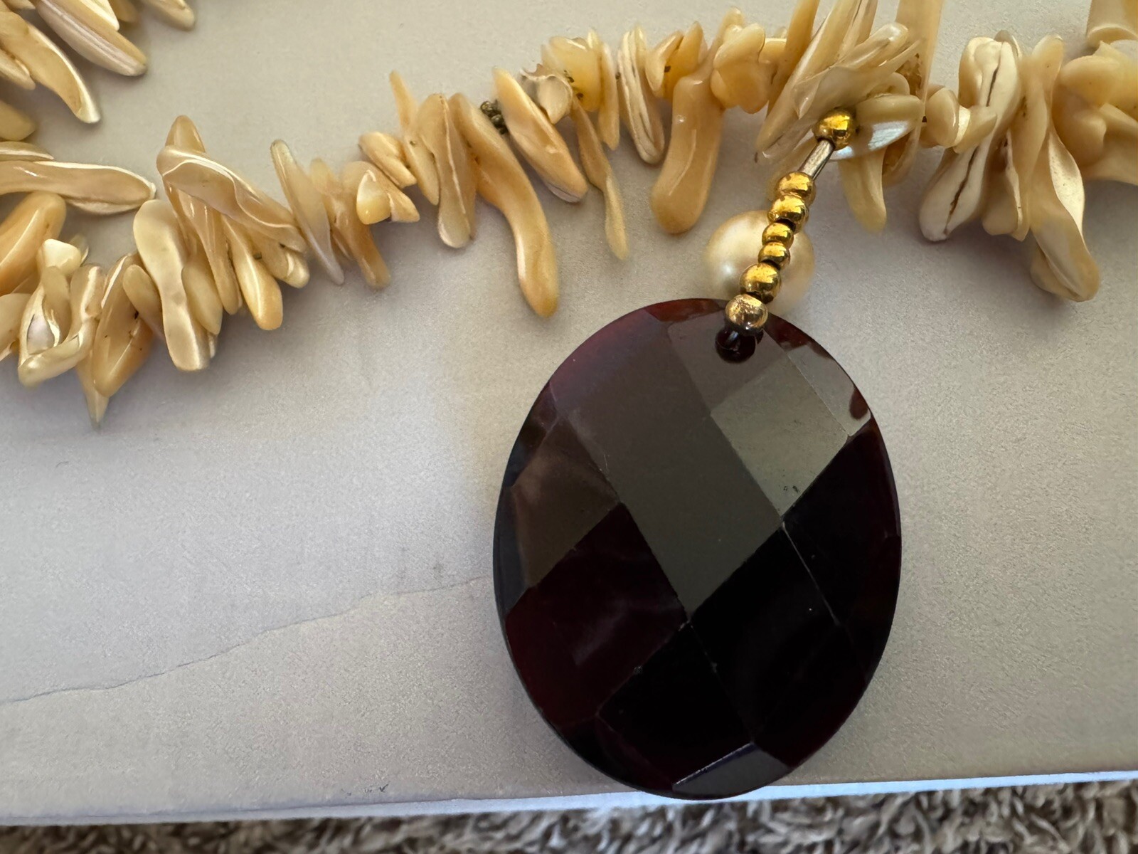 Beautiful Vintage Shell Necklace With Red Bezel Pendant