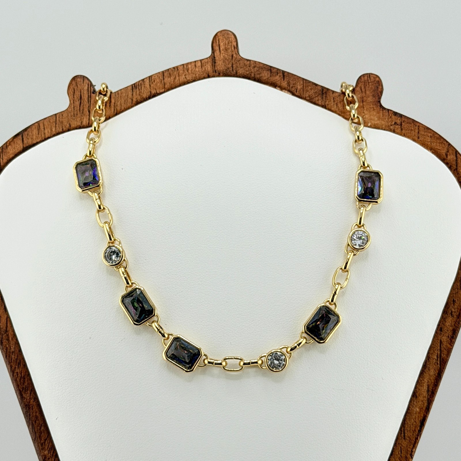 Bomb Party June Necklace “What Is Meant To Be Will Be” Alexandrite Yellow Gold