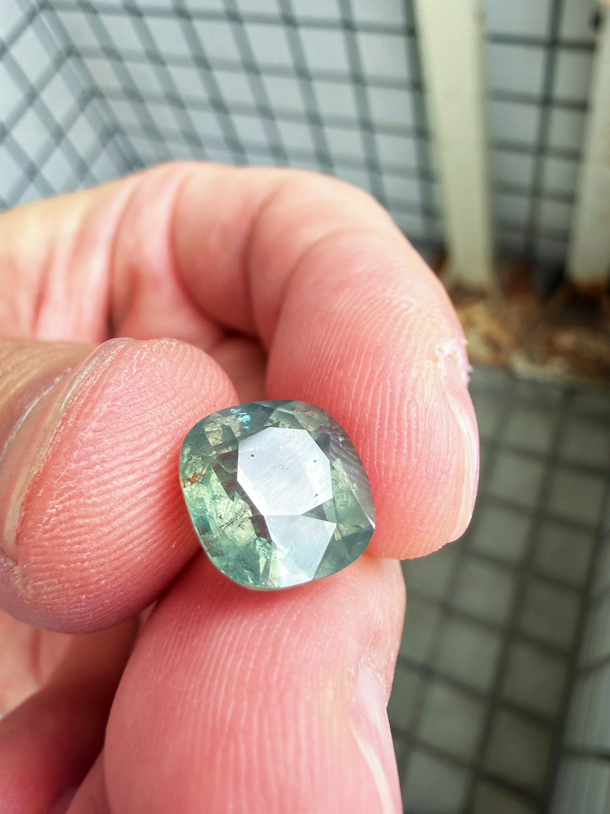[jerseychou] Natural alexandrite 6.76 ct , GRS