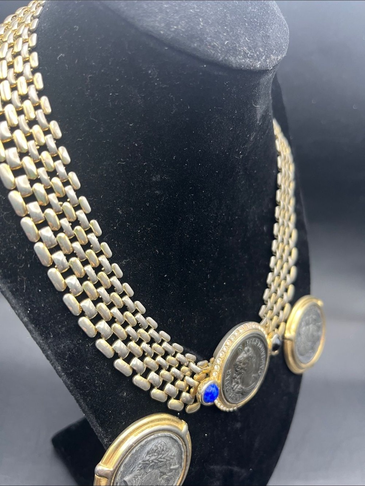 80s VINTAGE Gold Tone Chain Roman Coin IMPIARSAR N HADRIANVS Necklace earrings!!