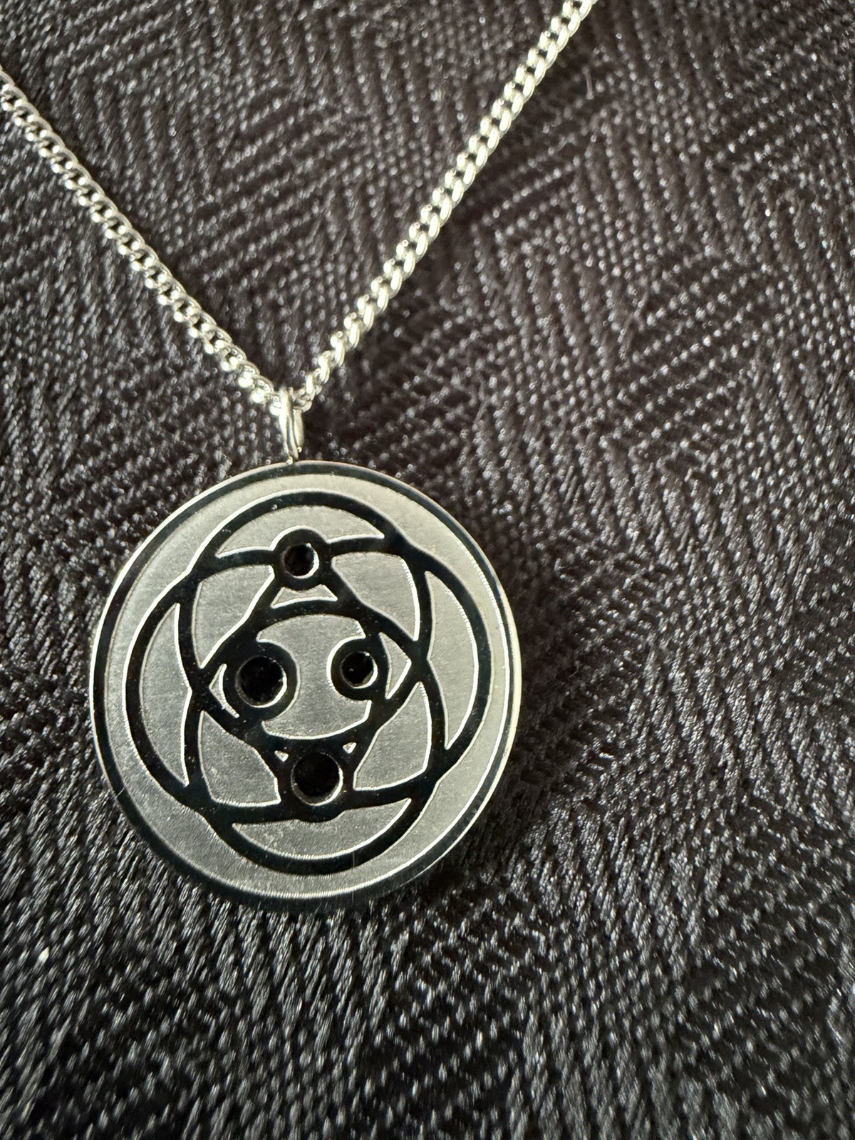 Authentic Harmoni Button Disc Pendant Necklace – Silver Finish