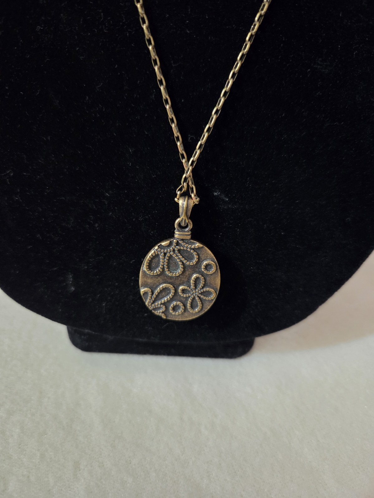 Lucky Brand Silver Tone Layered Peace Charm 26″ Pendant Necklaces