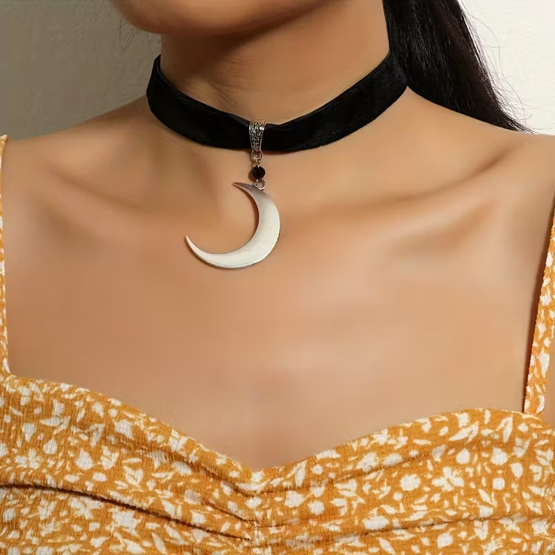 Silver Half Moon Pendant and Choker Necklace! FREE SHIPPING IN USA!