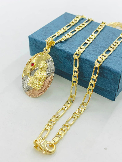 Gold Filled Virgen Maria Pendant/Medallion Necklace Virgin Mary 24″ Figaro Chain