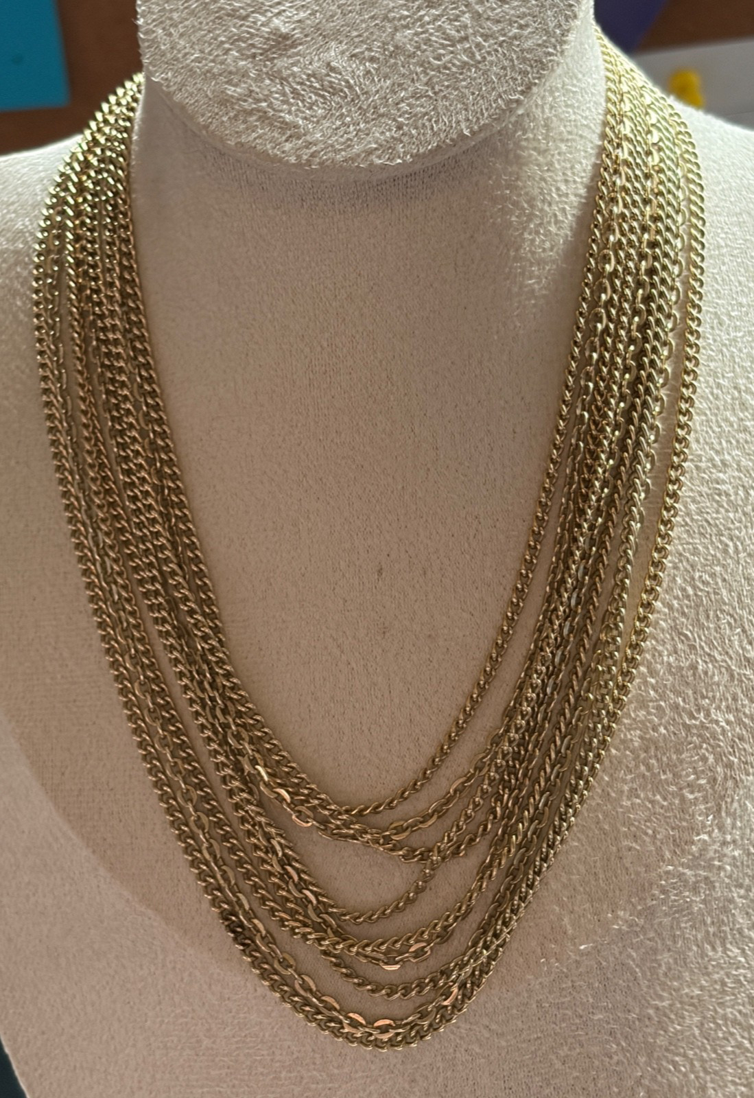 MULTI CHAIN GOLD TONE NECKLACE – GORGEOUS PIECE