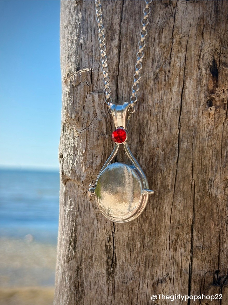 Moon Pool Silver Locket From H20 Just Add Water Cleo Emma Rikki Stones