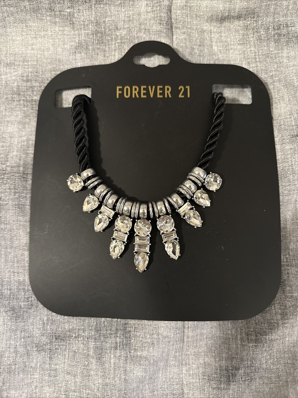 Forever 21 Necklace One size New