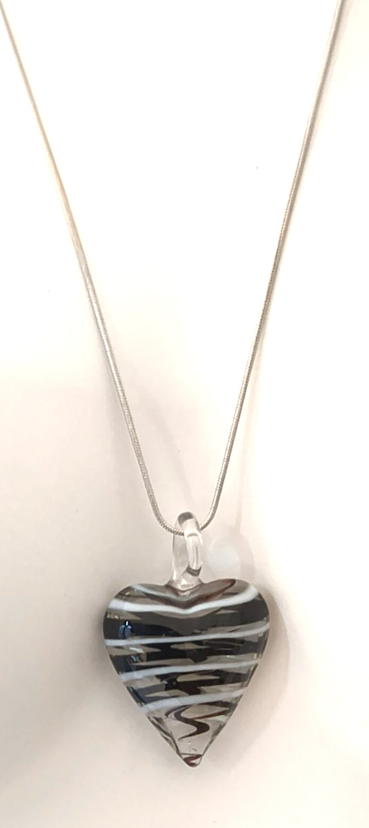 Large Black White Art Glass Heart Pendant Necklace Silver Tone Snake Chain 60cm