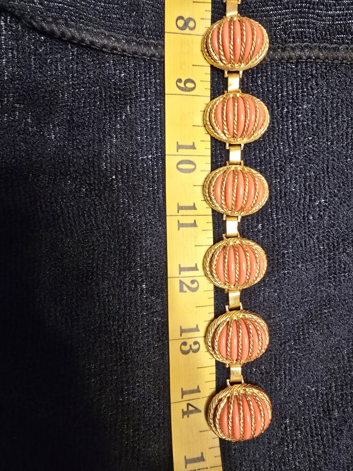 Castcliff Statement Chunky Coral Gold Tone Shell Link Neclace- Rare