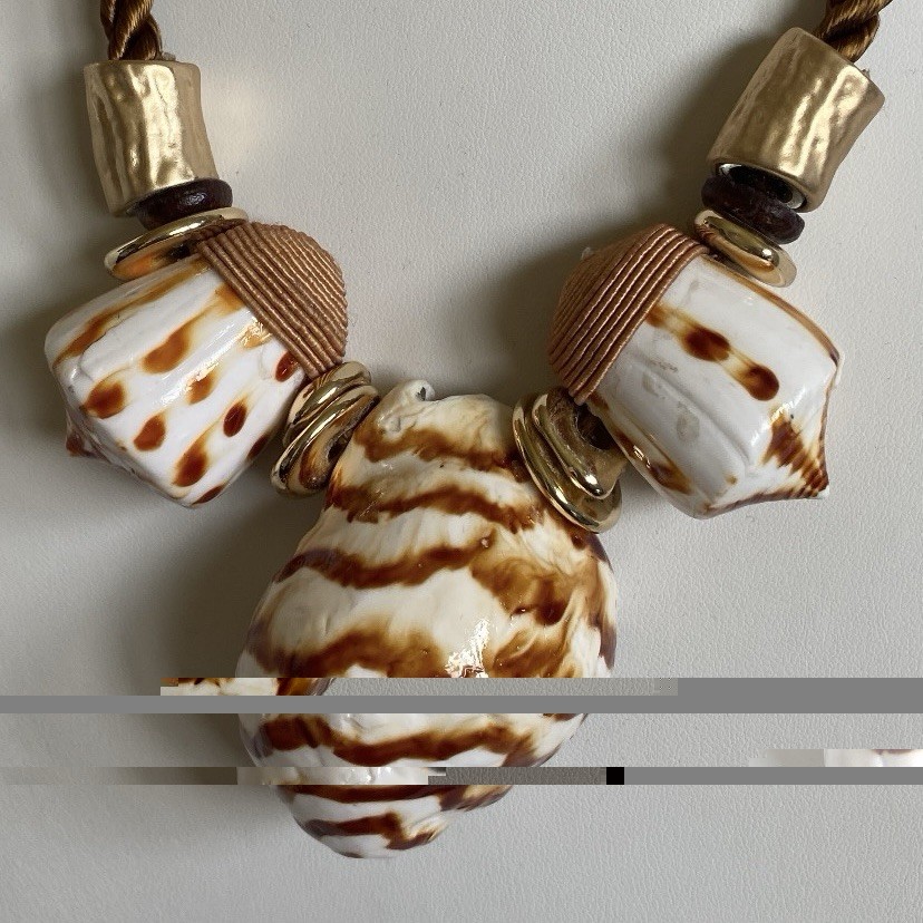 Large Shell Necklace Piper K 17-20” Gold Tone White & Carmel Color