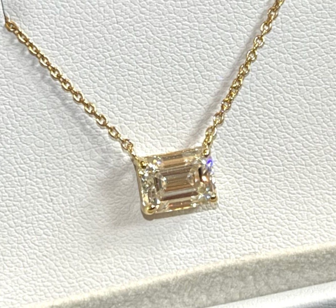 2.00 CTW Emerald Cut Moissanite East West Necklace – 925 Silver