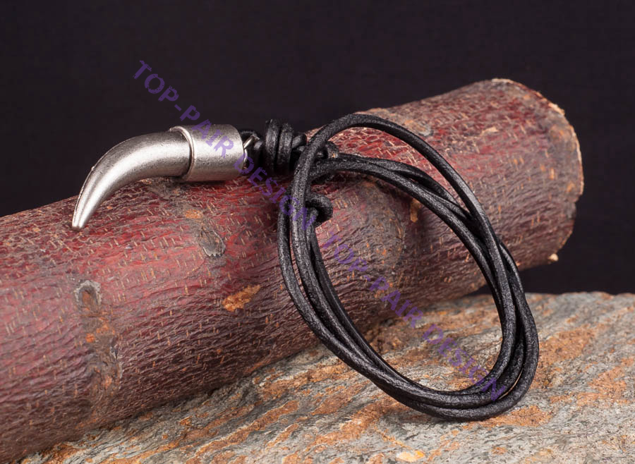 PN142 HIp-hop Metal Tooth Horn Pendant Mens Real Leather Choker Necklace BLACK
