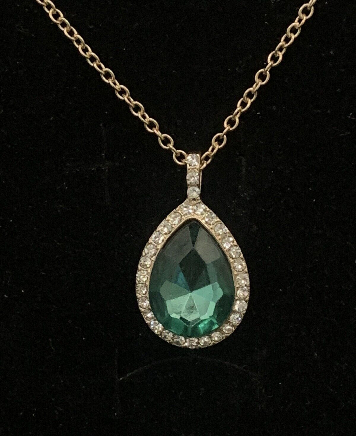 Necklace Emerald Green Crystal Pear Tear Drop Gold Plated New Gift