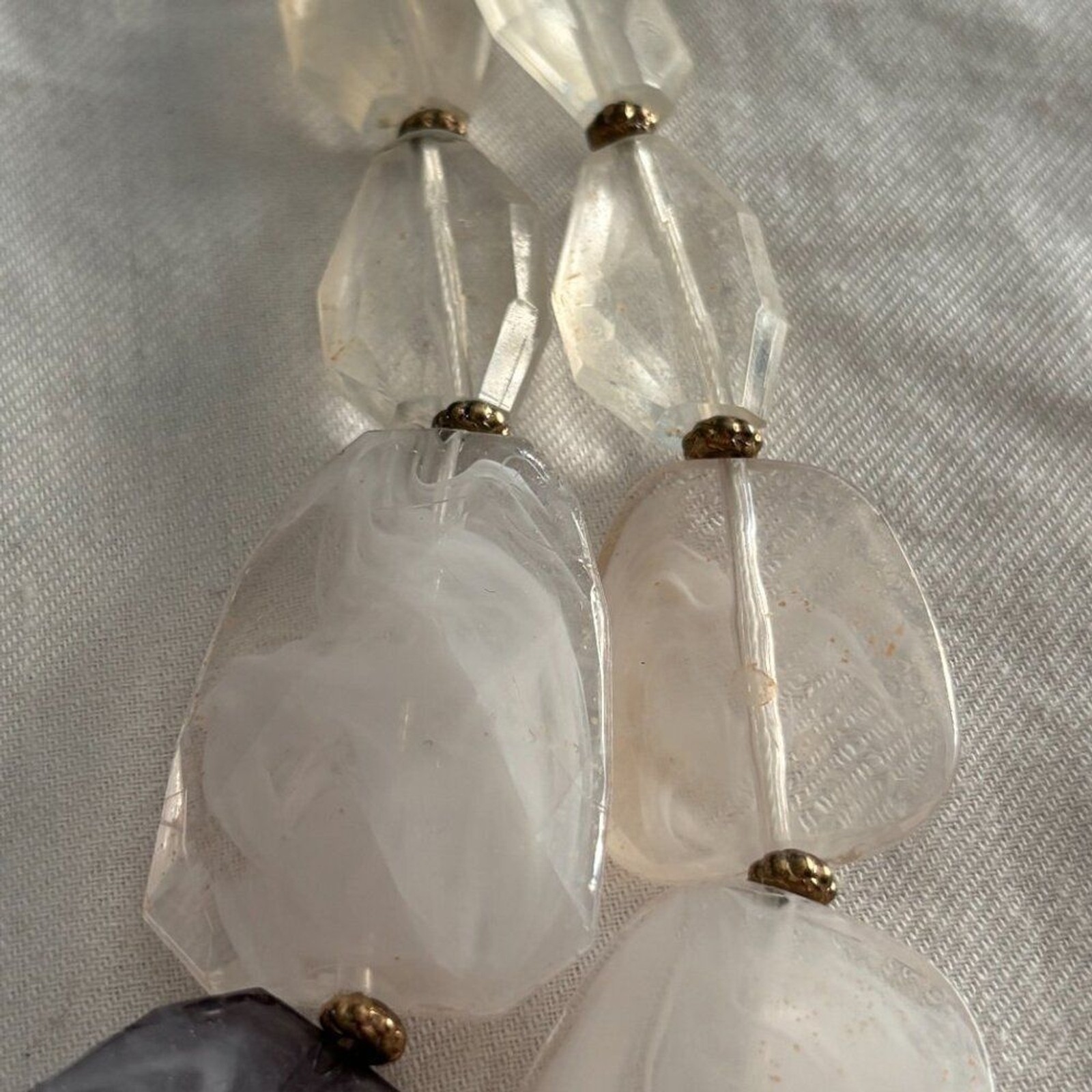 Multicolor Frosted Resin Statement Necklace – Crystal Clear, Blush, & Smoky Gray