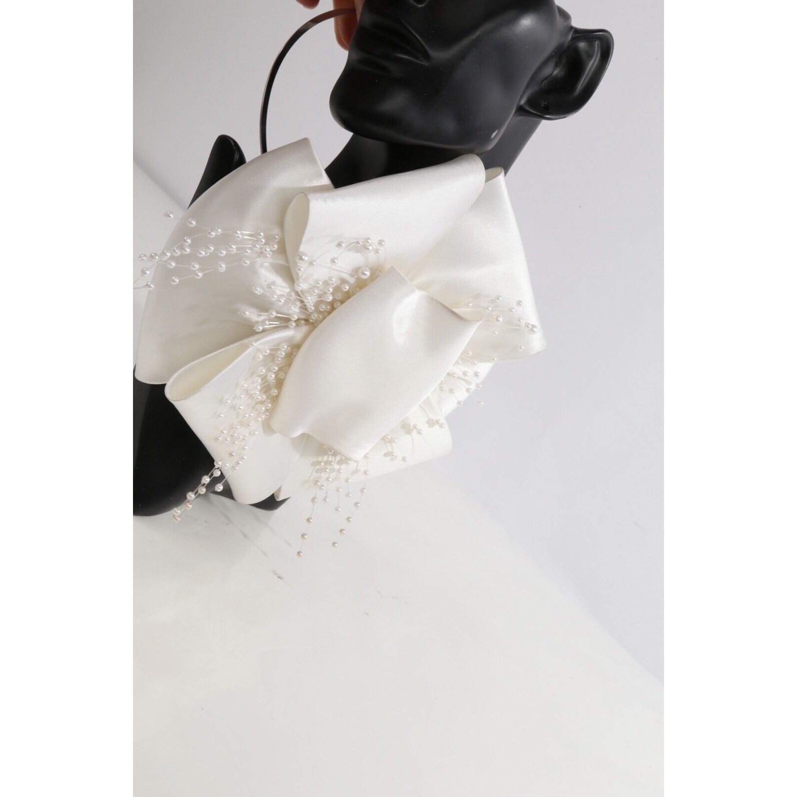 Vintage White Satin Silk Bow Pearl Choker Beaded Ribbon Necklace Bridal Gift