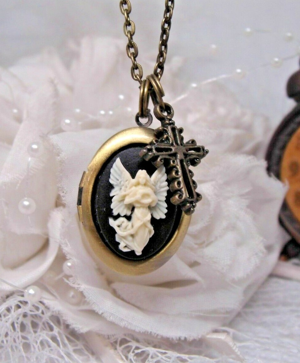 Valentine Prayer Box Bronze Locket Cameo Necklace Pendant photo keepsake Angel