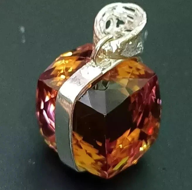 Natural Alexandrite Color Change Gemstone 50.51 Ct+ 925 Solid Silver Pendant