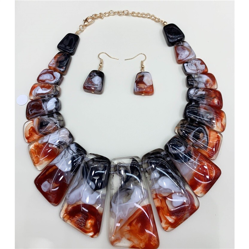 Fashion Necklace Acrylic multicolored 18” with matching earrings