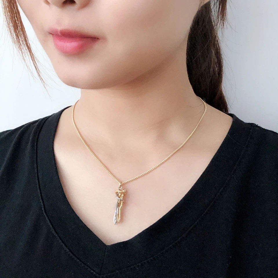 Affectionate Hug Couples Necklace Valentine’s Day Embrace Chain Unisex Jewelry