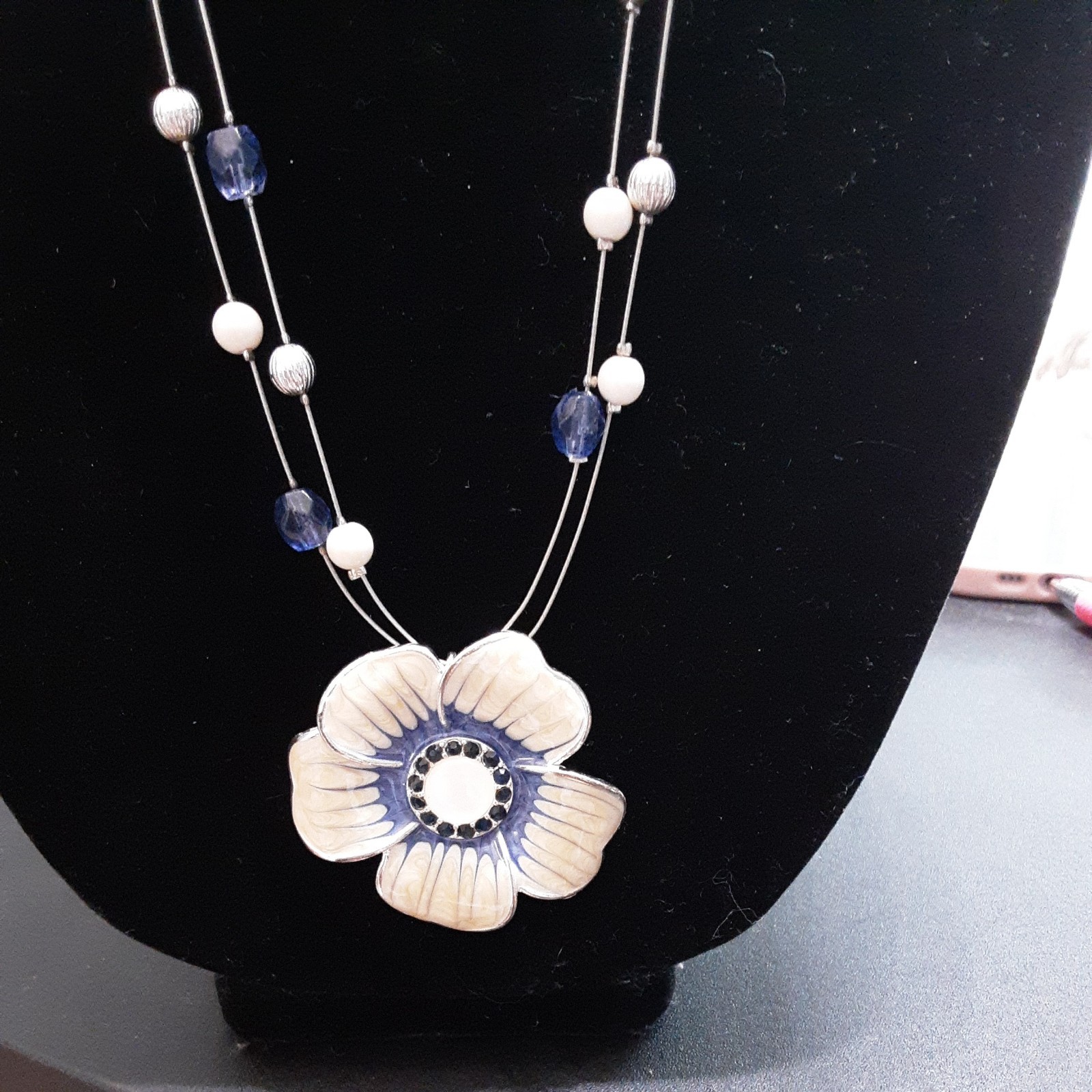 Croft & Barrow Necklace Enamel Flower on Beaded wire & matching earrings #21