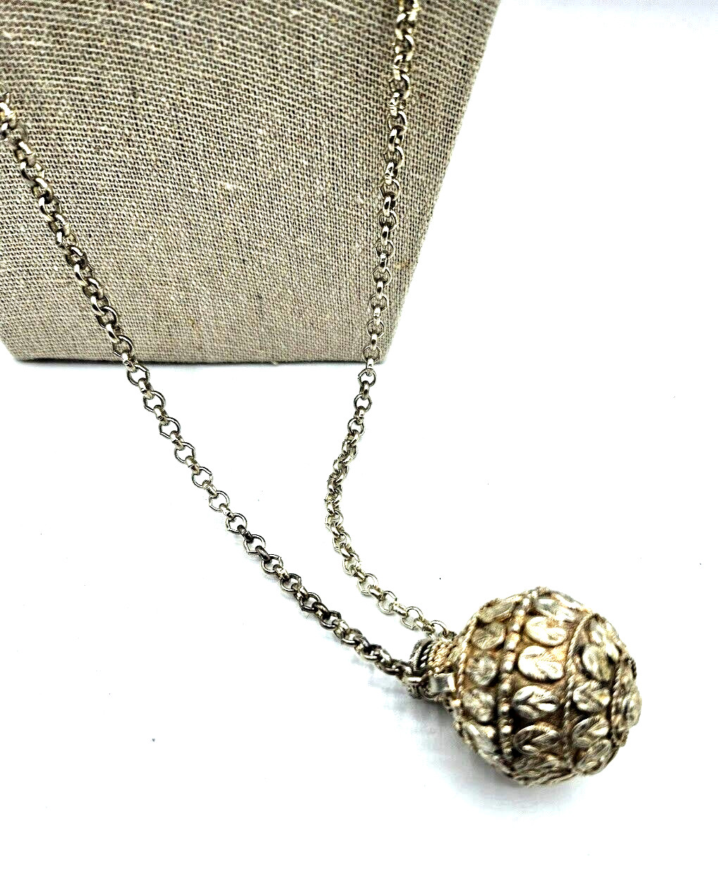 Rolo Chain Necklace Amulet Silver Toned Cremation Open Pendant Harmony Ball 30″