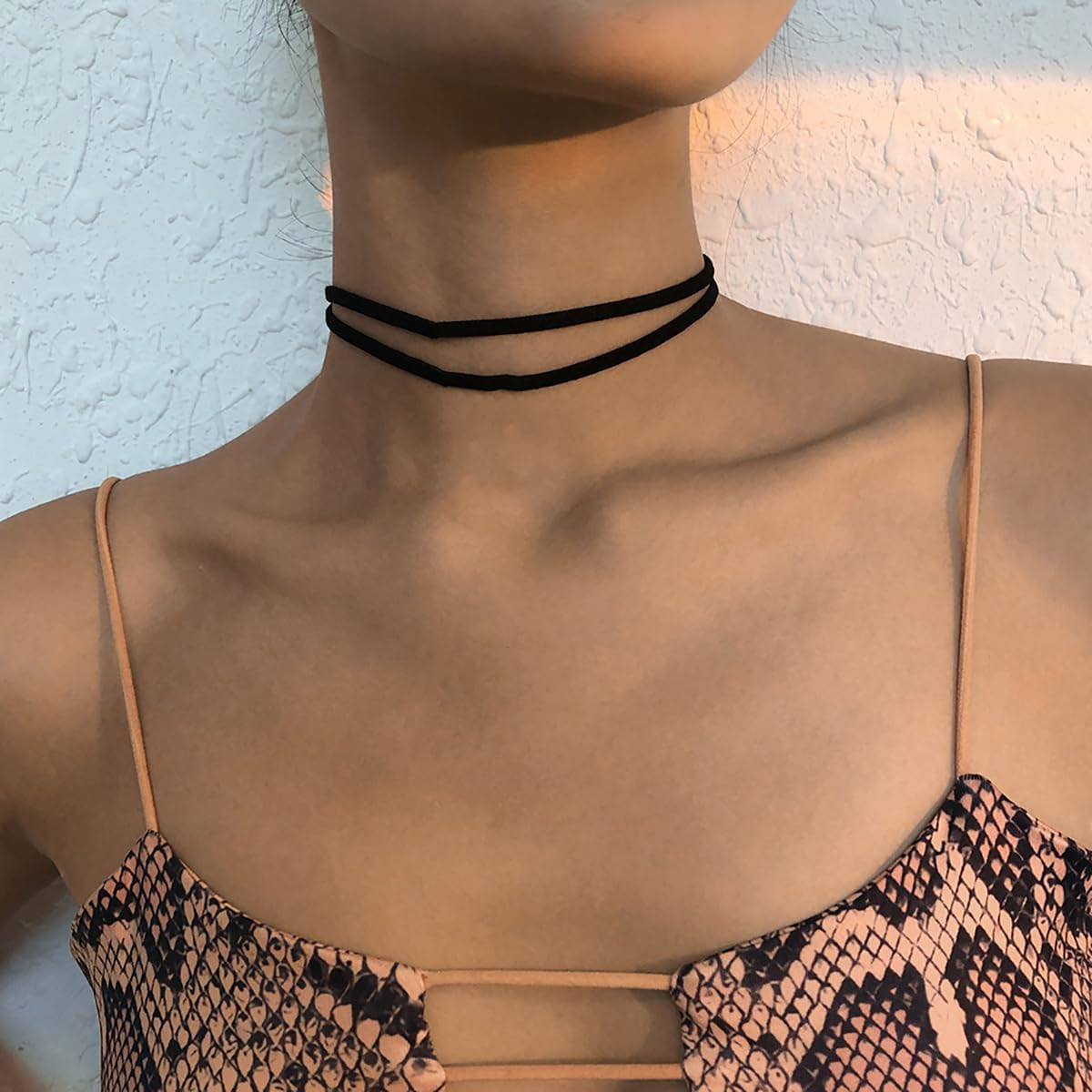 Collar Choker Negro Terciopelo Encaje Margarita Gótico Punk Clasico Mujer Moda