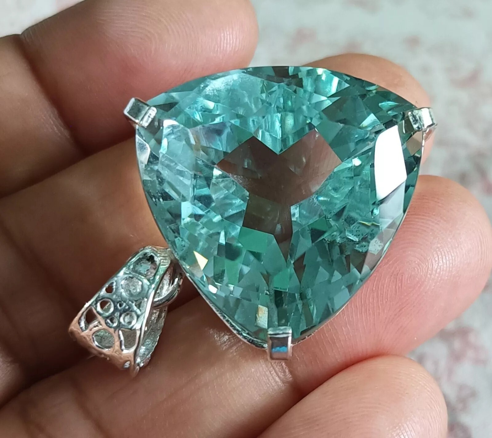 80 Ct Trillion Aquamarine Natural Topaz 925 Solid Silver Pendant Loose Gemstone