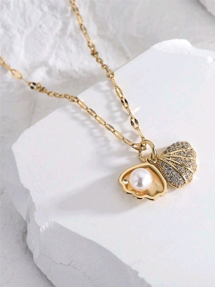 Gold-Plated Alloy Necklace Faux Pearl White/Colorless CZ Seashell