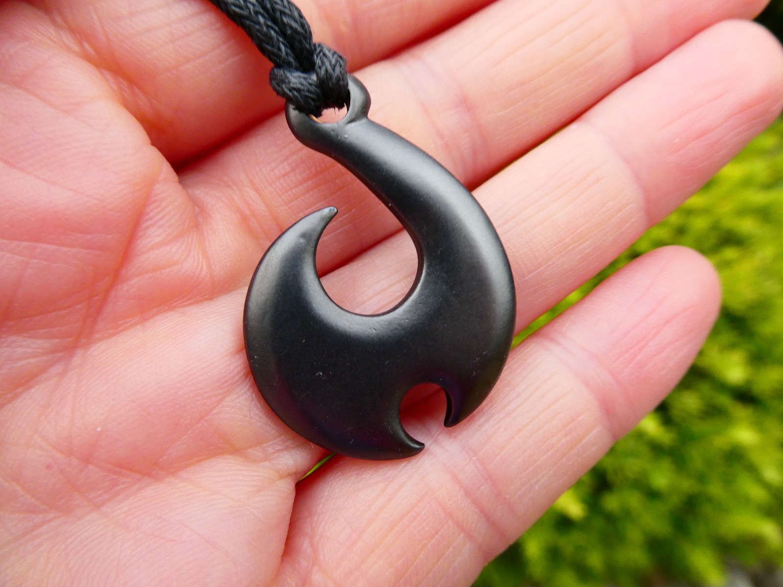 New Zealand Abalone Paua Shell Maori Koru Pendant 18″/46cm Black Cord Necklace