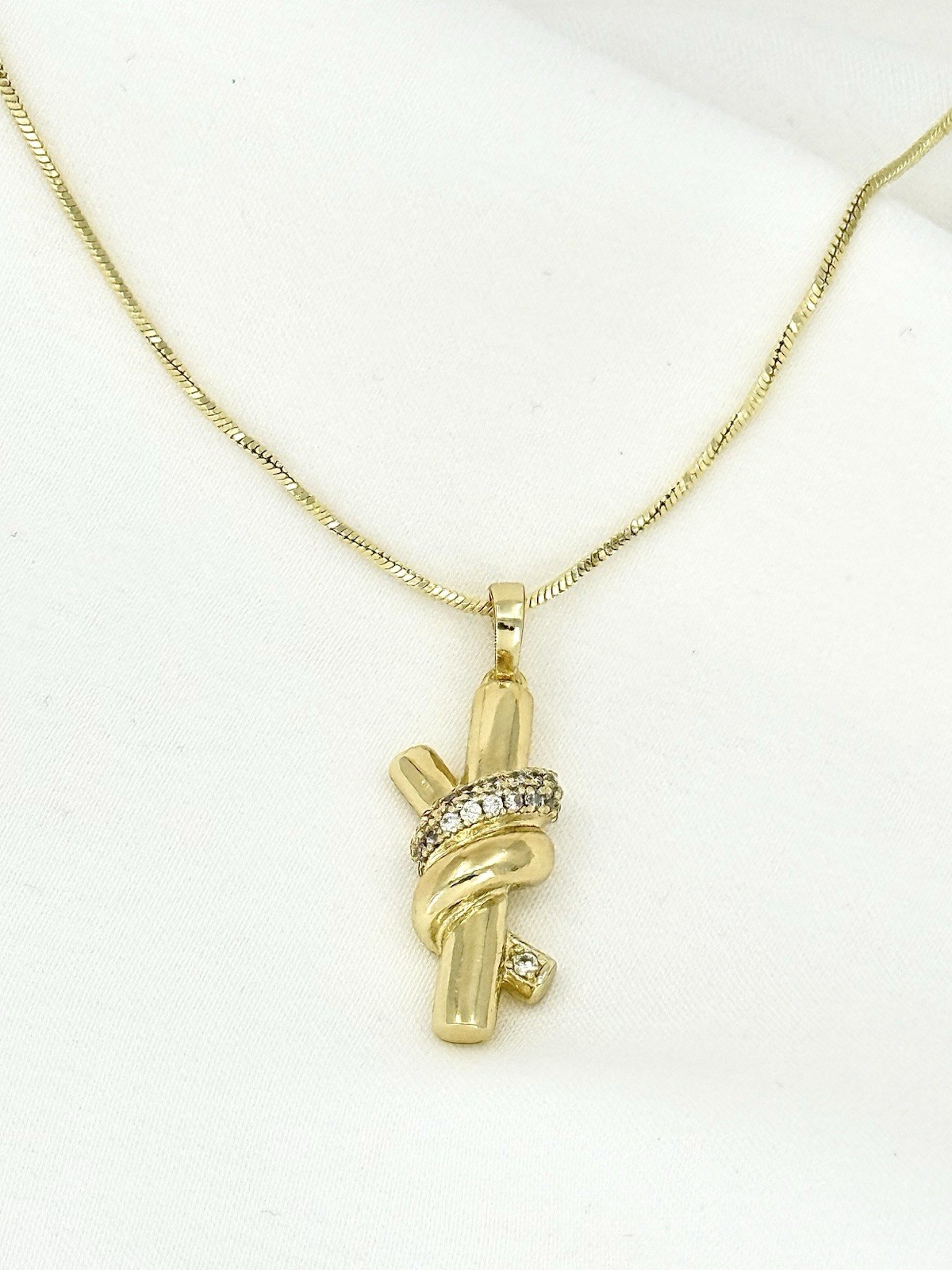 14K Gold Plated Knot Necklace with CZ Detail | Elegant Minimalist Jewelry