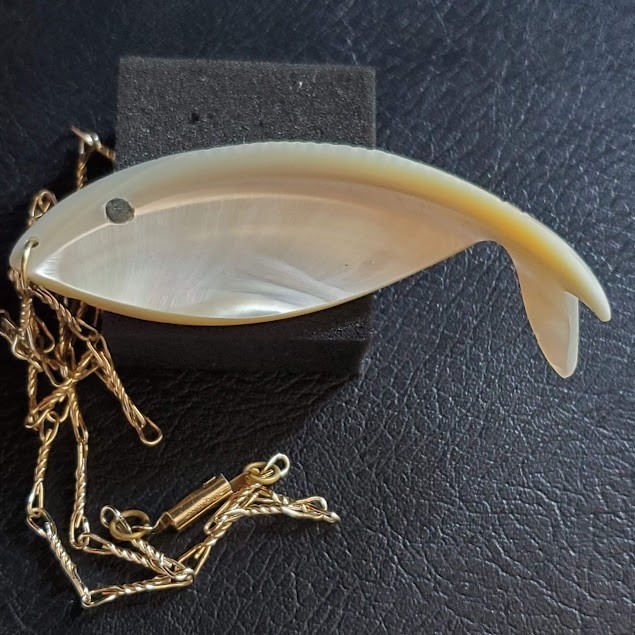 Carved Shell Fish Pendant Necklace Silver Tone Chain White Coastal Boho