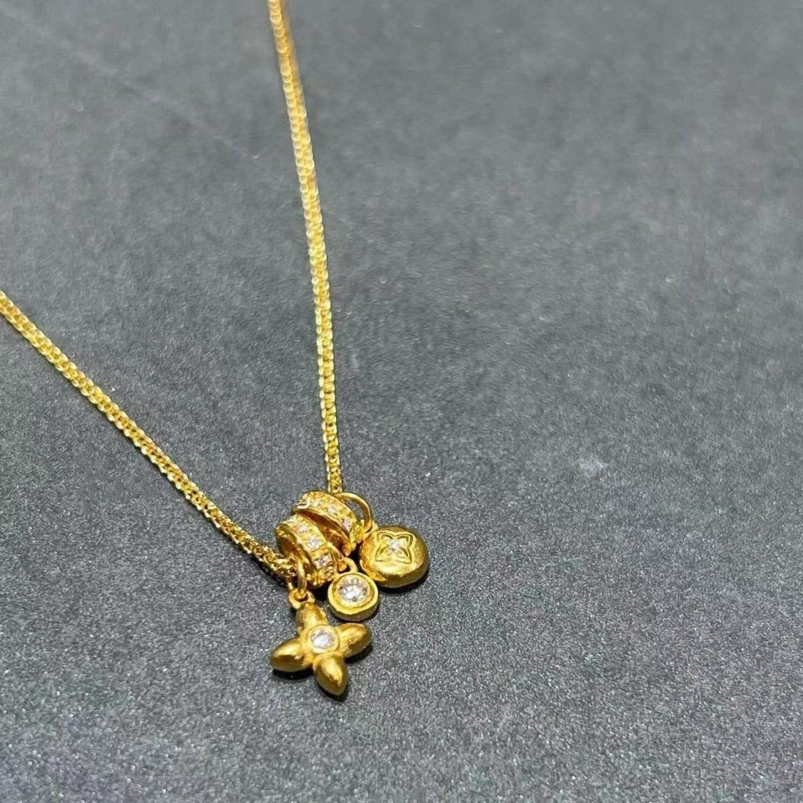 Gold Tone Multi Pendant Necklace Clover CZ Charms Retro Elegant Clavicle Chain